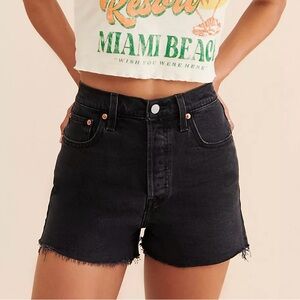 Levi's Ribcage Cutoff Shorts